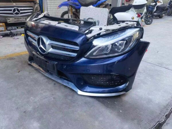 W205 PREFACE SPORT BUMPER