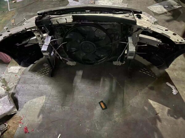 W205 PREFACE SPORT BUMPER COMPLETE