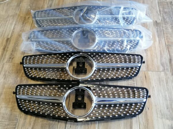 W204 DIAMOND GRILL F